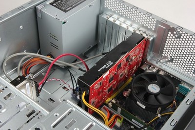 匠心独运 打造合理箱内布局，完美释放显卡潜能