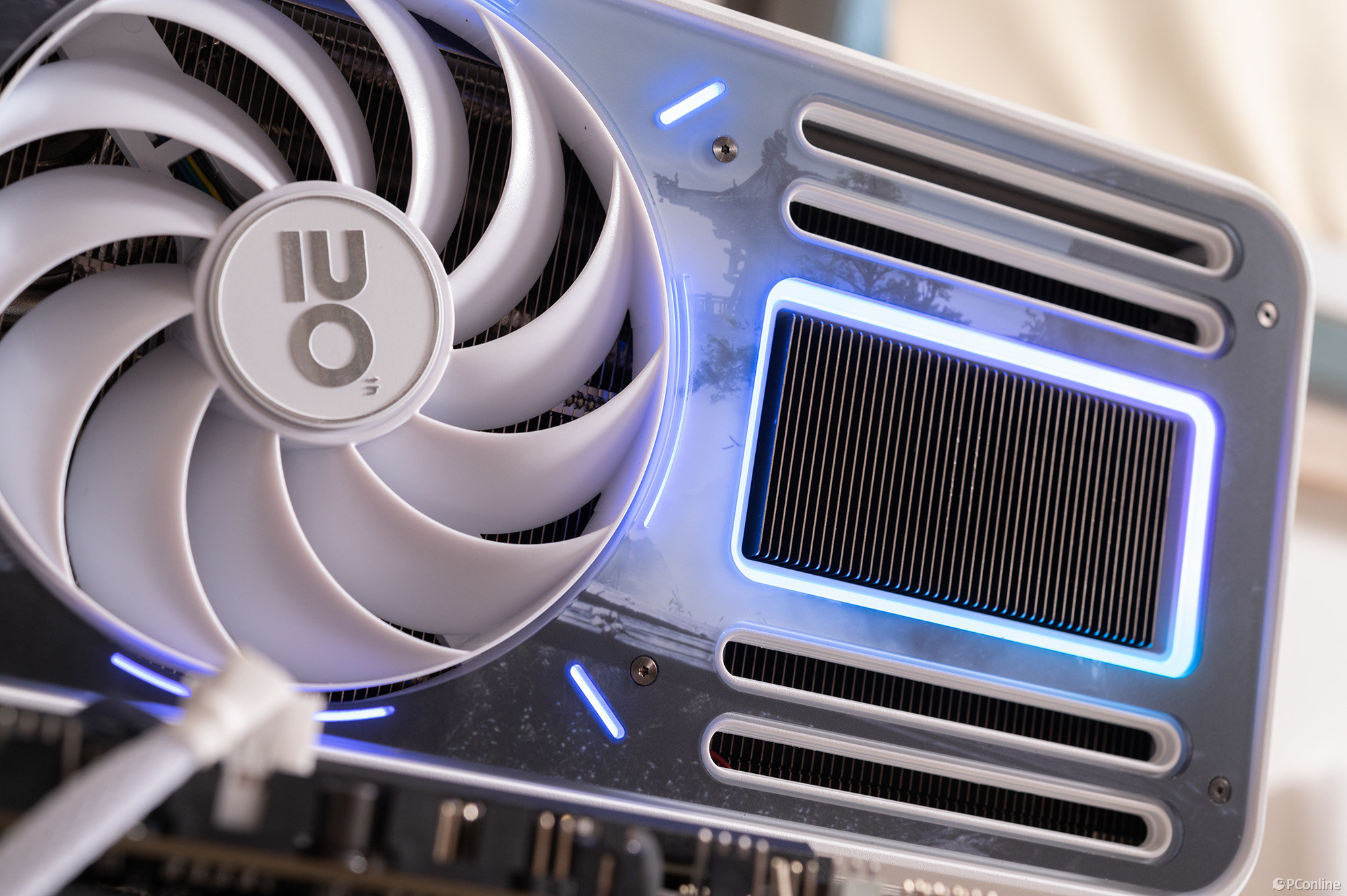 影驰GeForce RTX 4070 Ti SUPER特别纪念版显卡图赏 颜值与性能的结合